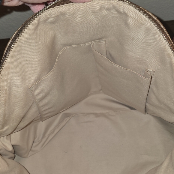 Coach Peyton Signature Cora Domed Satchel - Picture 5 of 16